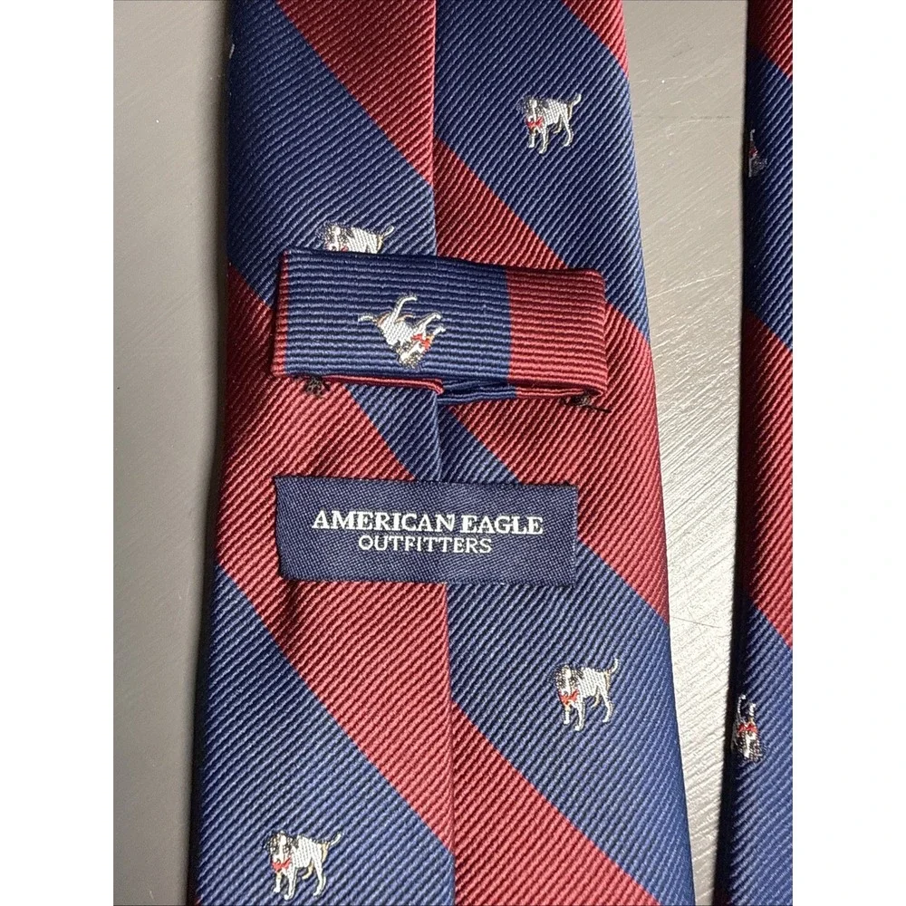 American Eagle Mens Neck‎ Tie Red Blue Striped Academia Preppy Luxe Dog  Print